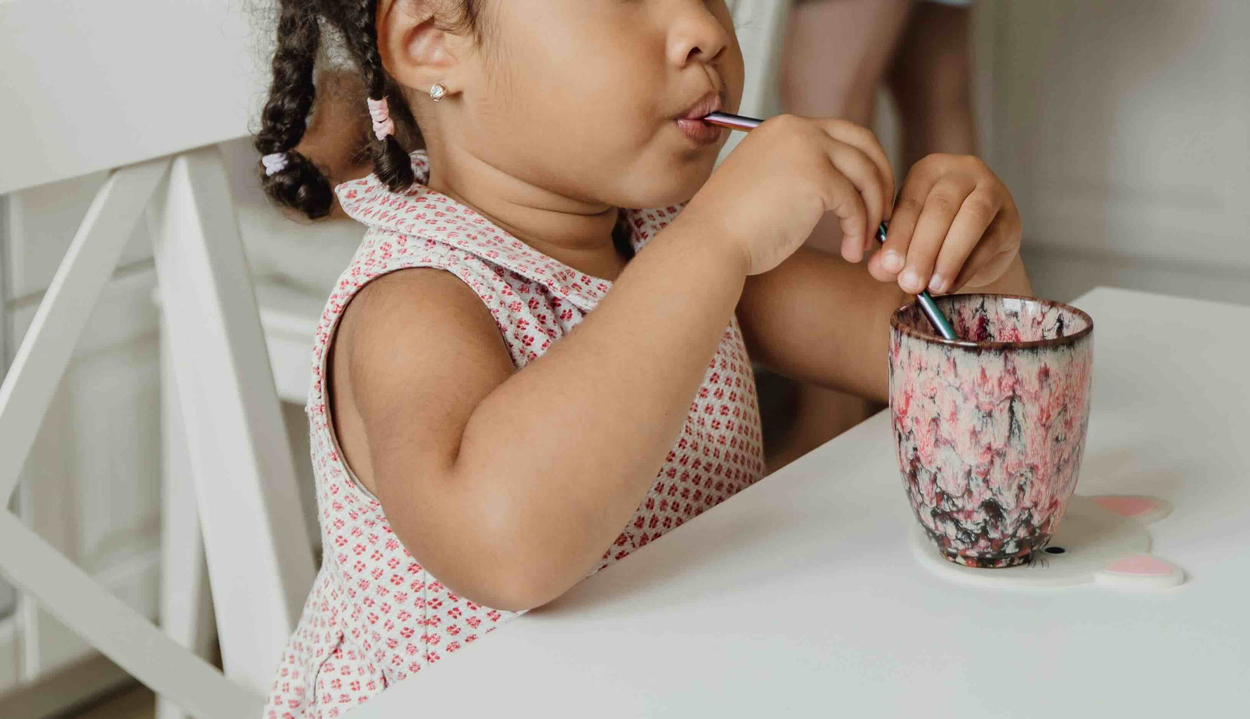 À partir de quel âge les enfants peuvent-ils boire du matcha ?