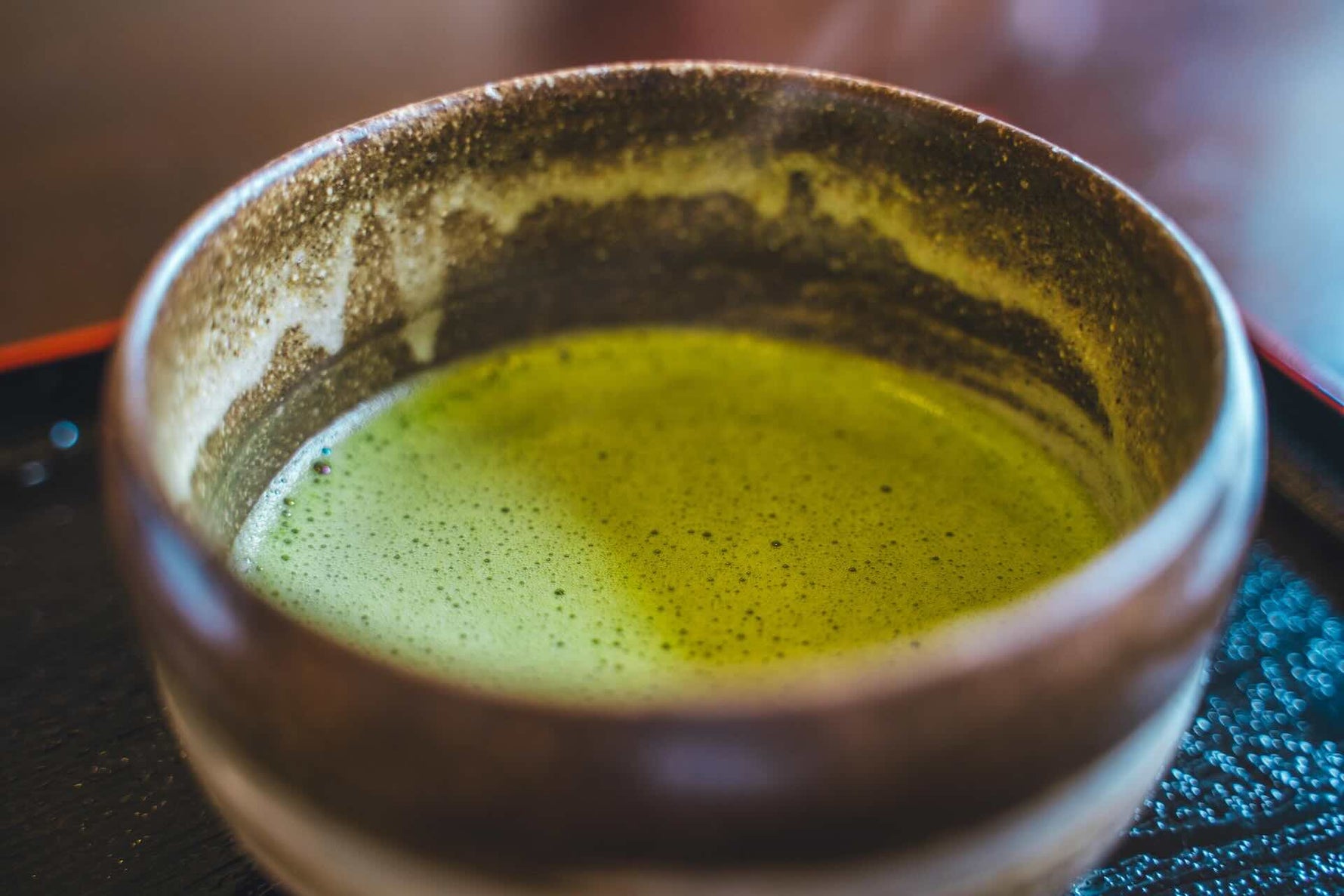 Guide : Tout savoir sur le matcha et comment le préparer